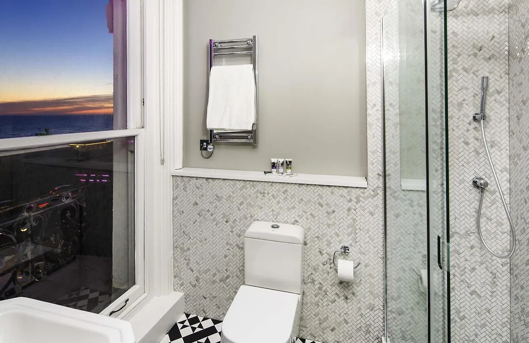 Mercure Brighton Seafront Hotel-1